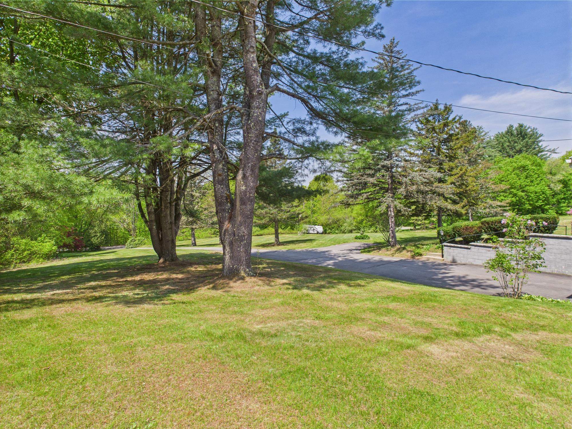120 English Range Road Derry, NH 03038 - Photo 7 of 42