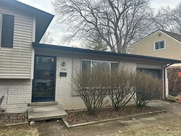 $2,900 | 2930 Marshall Street, Ann Arbor, MI 48108