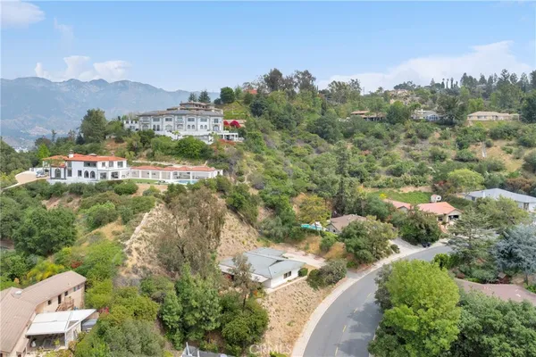 $1,500,000 | 3737 San Augustine Drive, Glendale, CA 91206