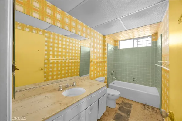 $1,500,000 | 3737 San Augustine Drive, Glendale, CA 91206