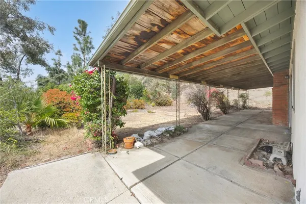 $1,500,000 | 3737 San Augustine Drive, Glendale, CA 91206