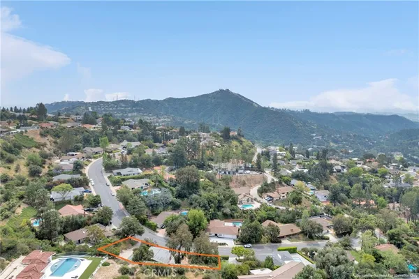 $1,500,000 | 3737 San Augustine Drive, Glendale, CA 91206