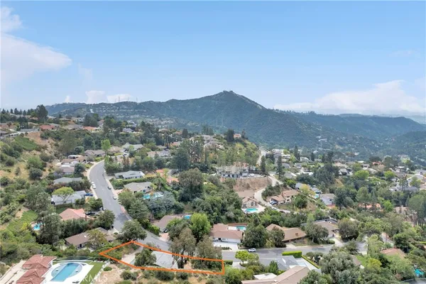 $1,500,000 | 3737 San Augustine Drive, Glendale, CA 91206