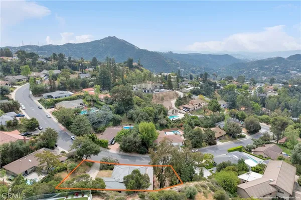 $1,500,000 | 3737 San Augustine Drive, Glendale, CA 91206