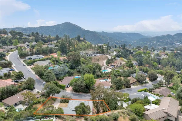 $1,500,000 | 3737 San Augustine Drive, Glendale, CA 91206