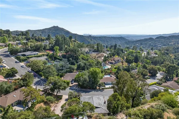 $1,500,000 | 3737 San Augustine Drive, Glendale, CA 91206