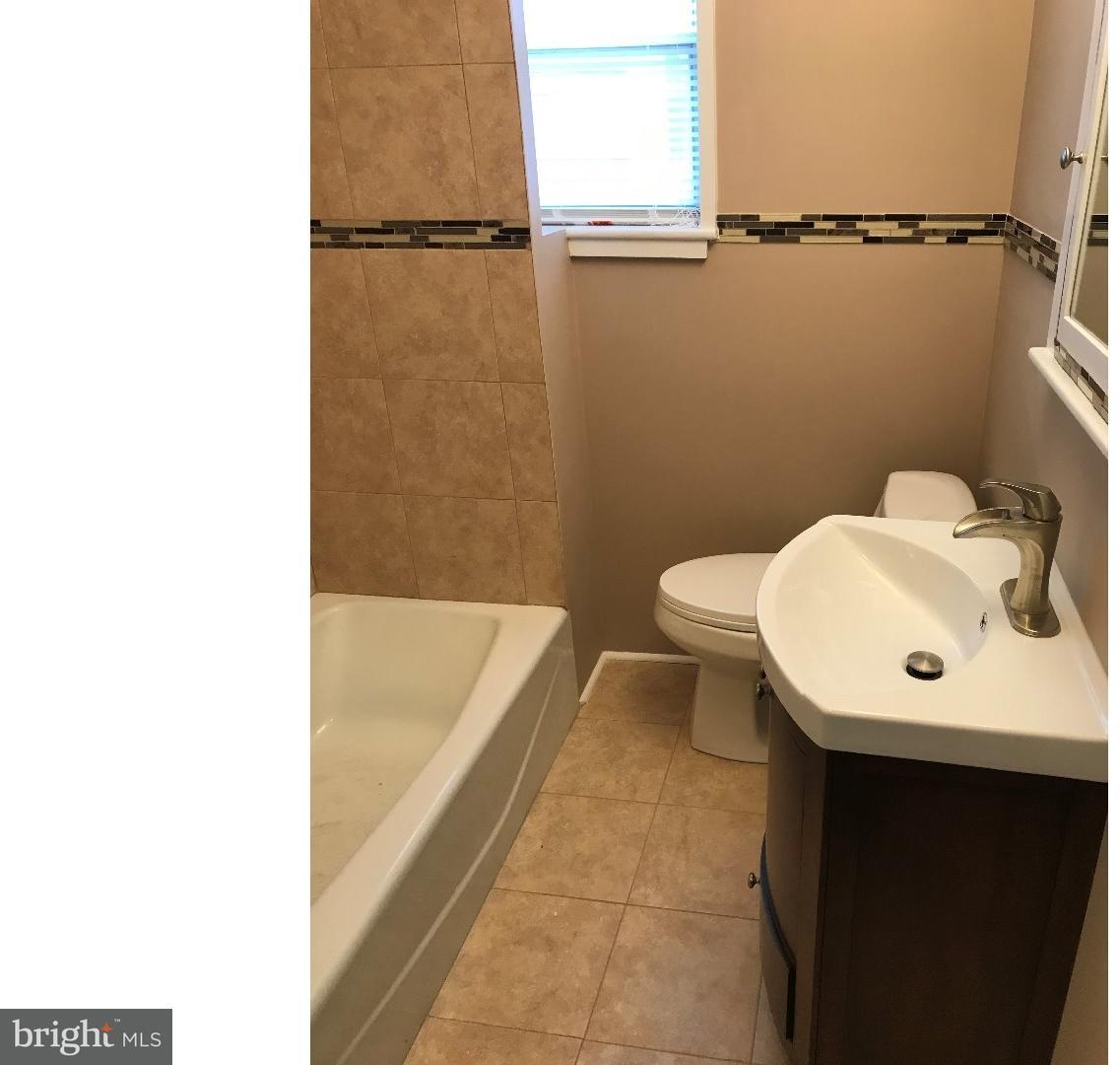373 Hazel Street Reading, PA 19611 - Photo 14 of 22 Bathroom