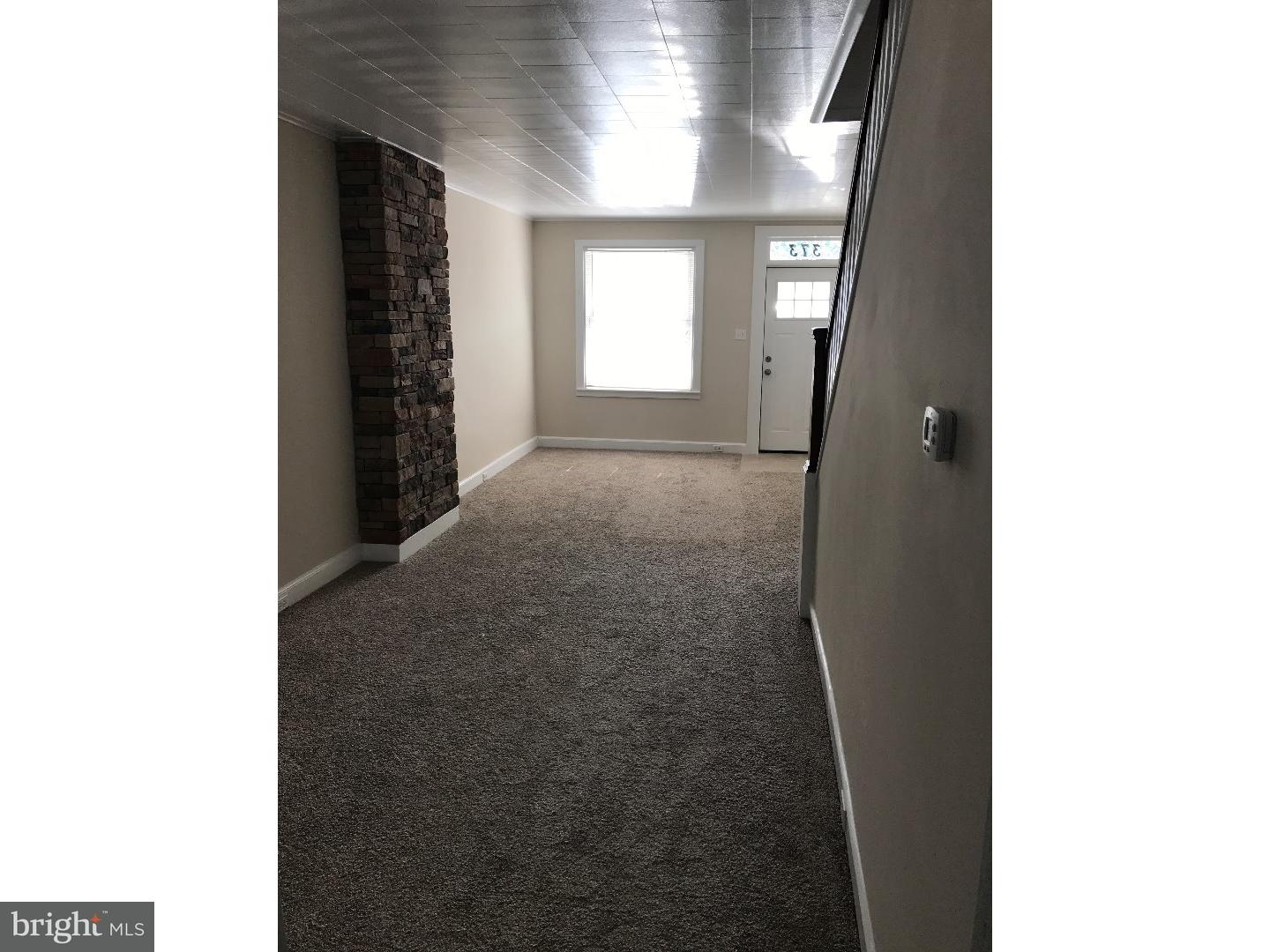 373 Hazel Street Reading, PA 19611 - Photo 3 of 22 Living Room