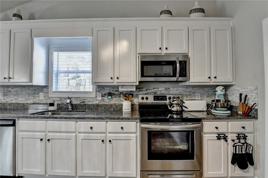 204 Lynn Road Bethlehem, GA 30620 - Photo 12 of 45