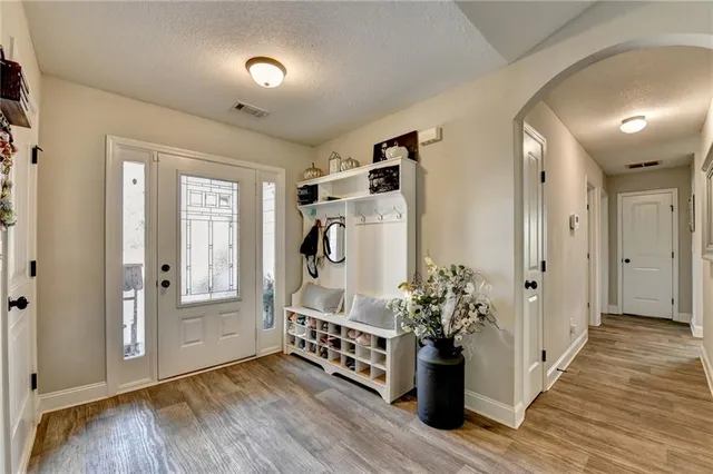 $519,000 | 204 Lynn Road, Bethlehem, GA 30620