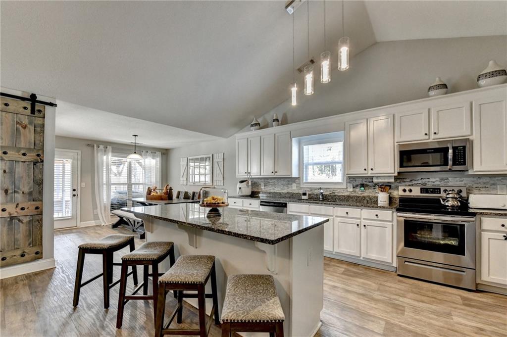 204 Lynn Road Bethlehem, GA 30620 - Photo 8 of 45