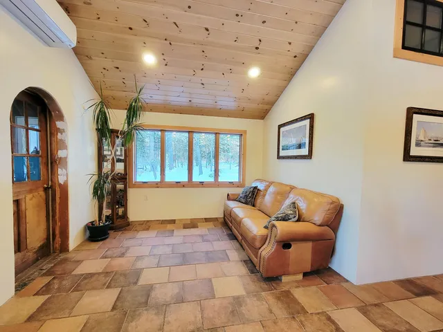 $389,000 | 254 Mariaville Road, Ellsworth, ME 04605