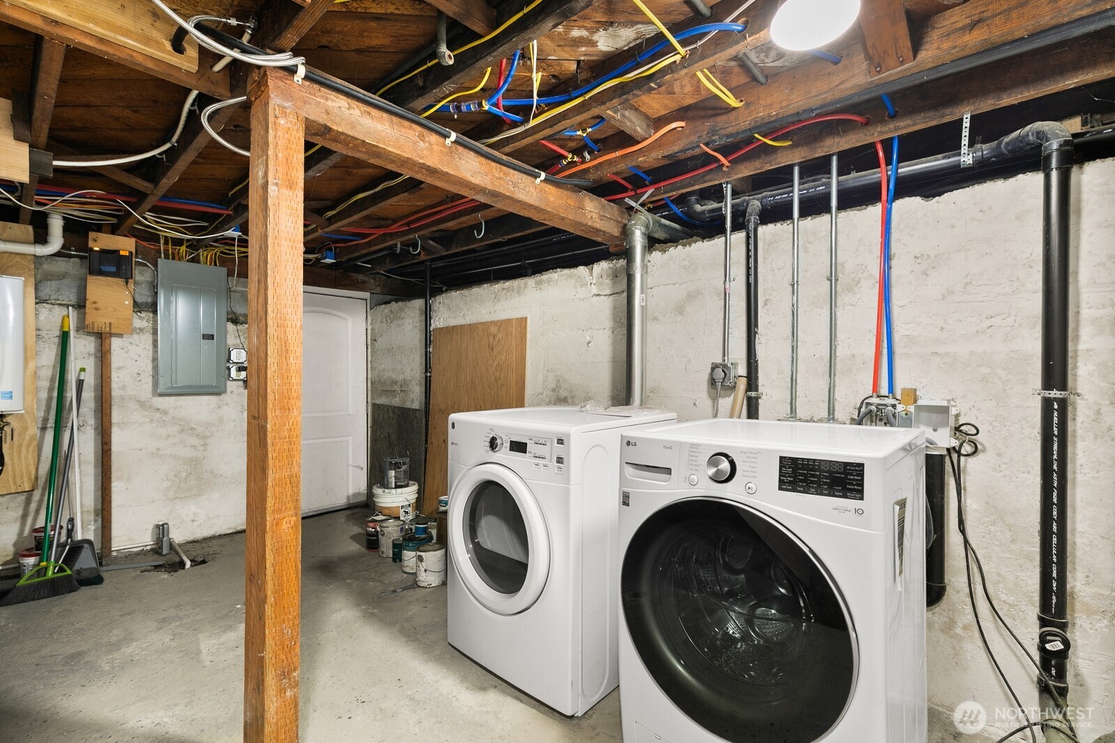 4207 Southwest Manning Street Seattle, WA 98116 - Photo 21 of 28