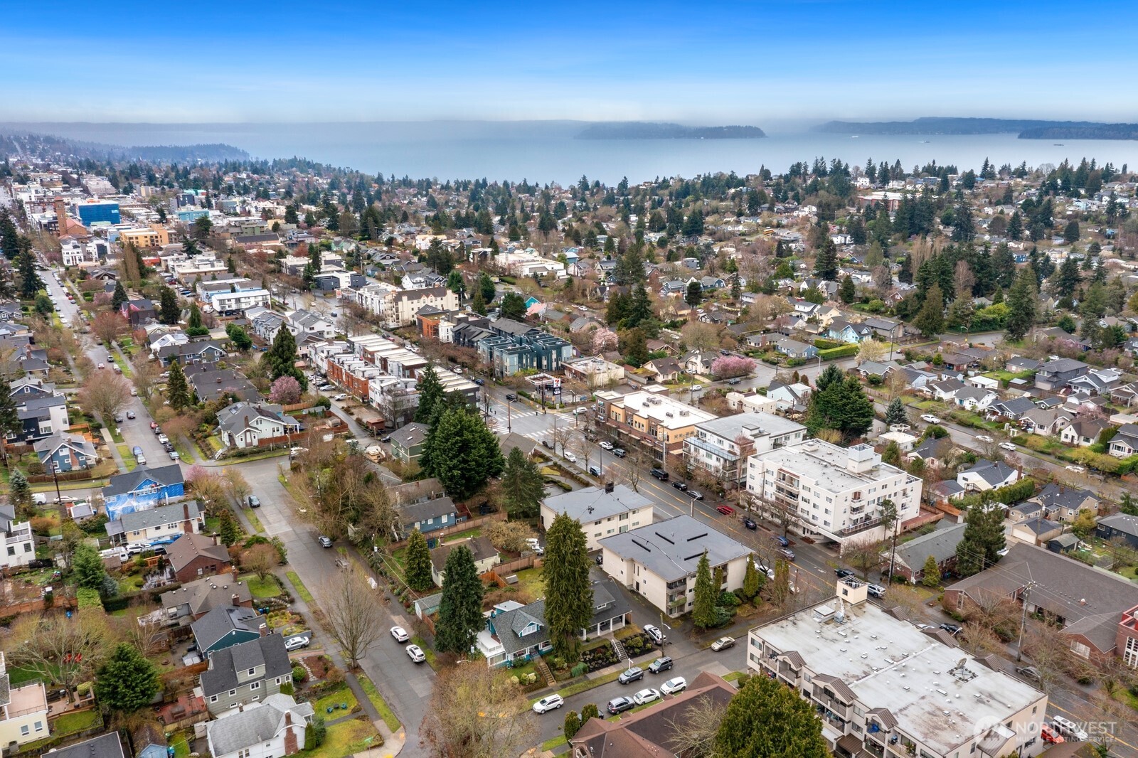 4207 Southwest Manning Street Seattle, WA 98116 - Photo 26 of 28