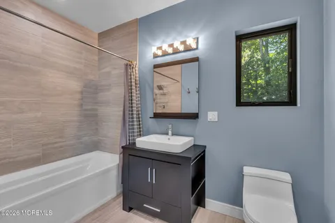 $2,295,000 | 17 Hidden Hollow Terrace, Holmdel, NJ 07733