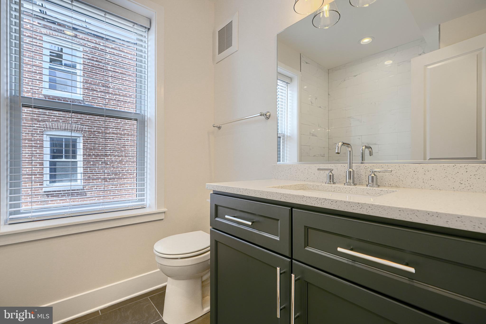 2229 Bank Street Baltimore, MD 21231 - Photo 22 of 47 Front Bathroom