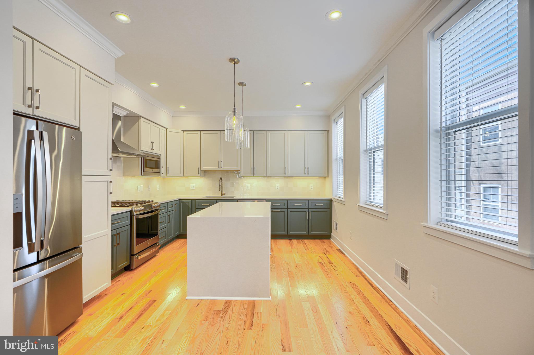 2229 Bank Street Baltimore, MD 21231 - Photo 10 of 47 Kitchen
