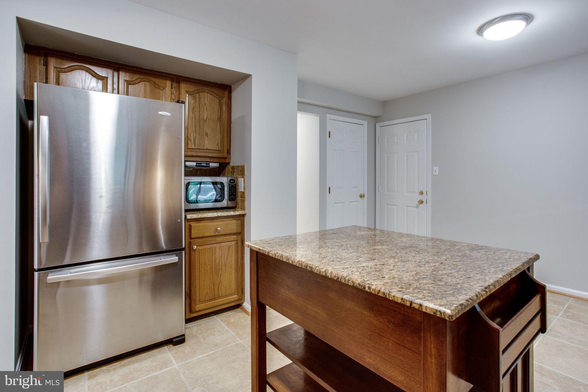 6948 Fox Chase Road New Market, MD 21774 - Photo 20 of 62 Stainless Steel Appliances