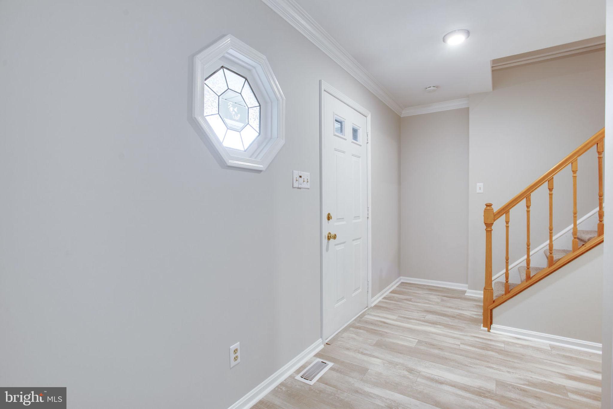 6948 Fox Chase Road New Market, MD 21774 - Photo 3 of 62 Foyer