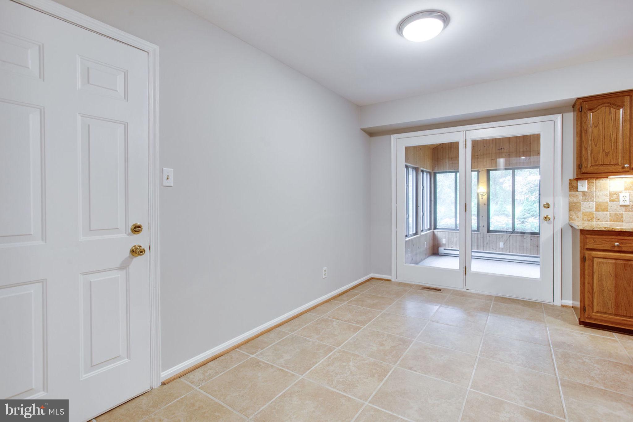 6948 Fox Chase Road New Market, MD 21774 - Photo 21 of 62 Breakfast Nook