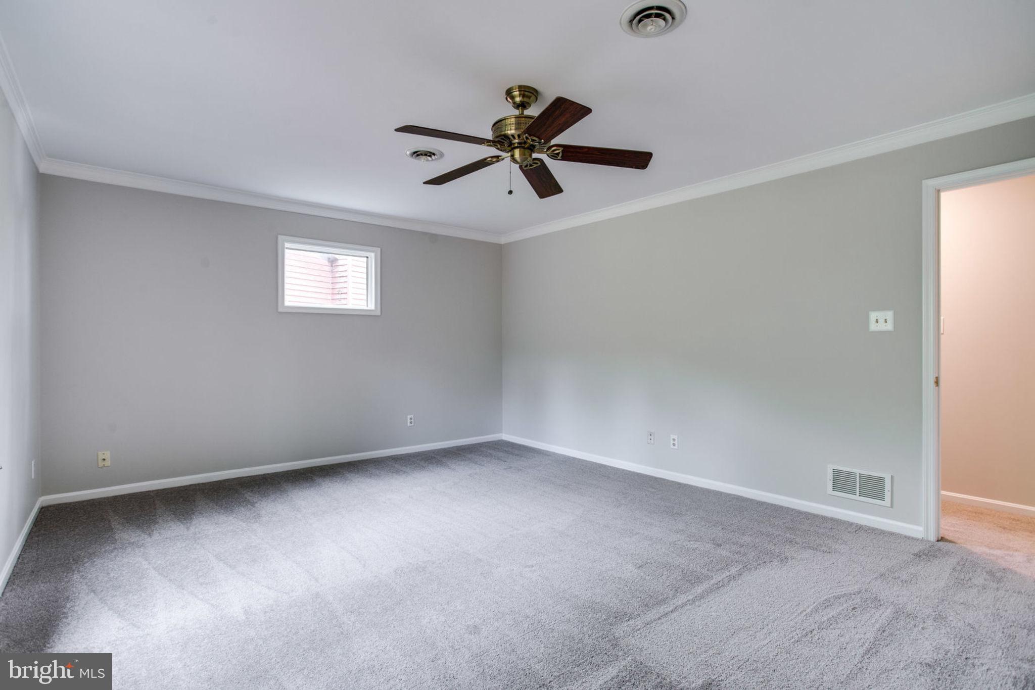 6948 Fox Chase Road New Market, MD 21774 - Photo 28 of 62 Spacious and Inviting