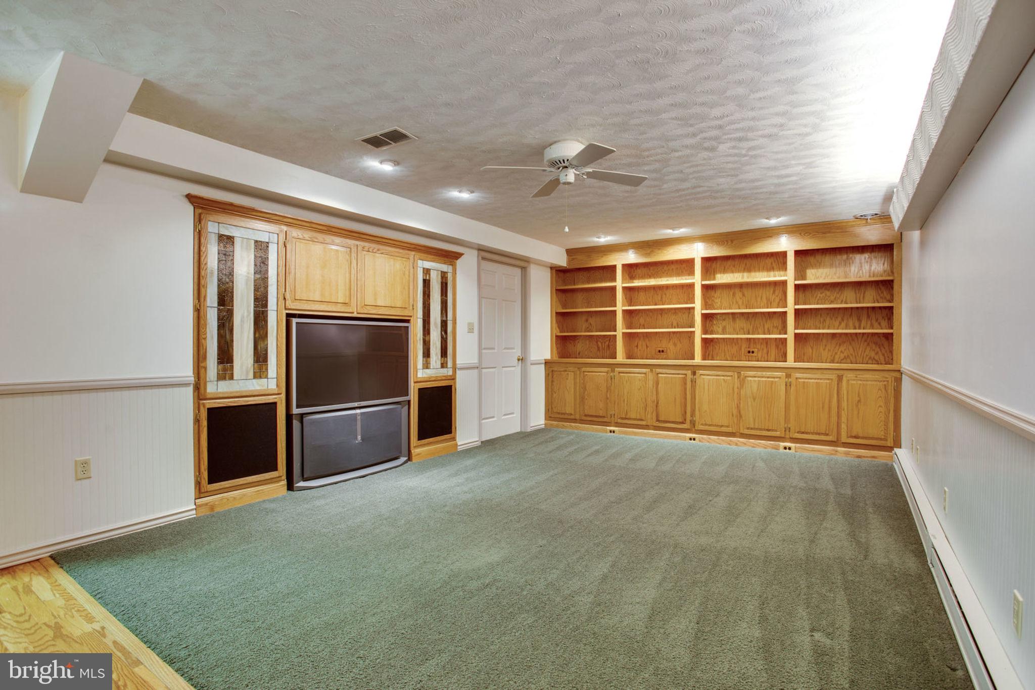 6948 Fox Chase Road New Market, MD 21774 - Photo 38 of 62 Great Additional Living Space