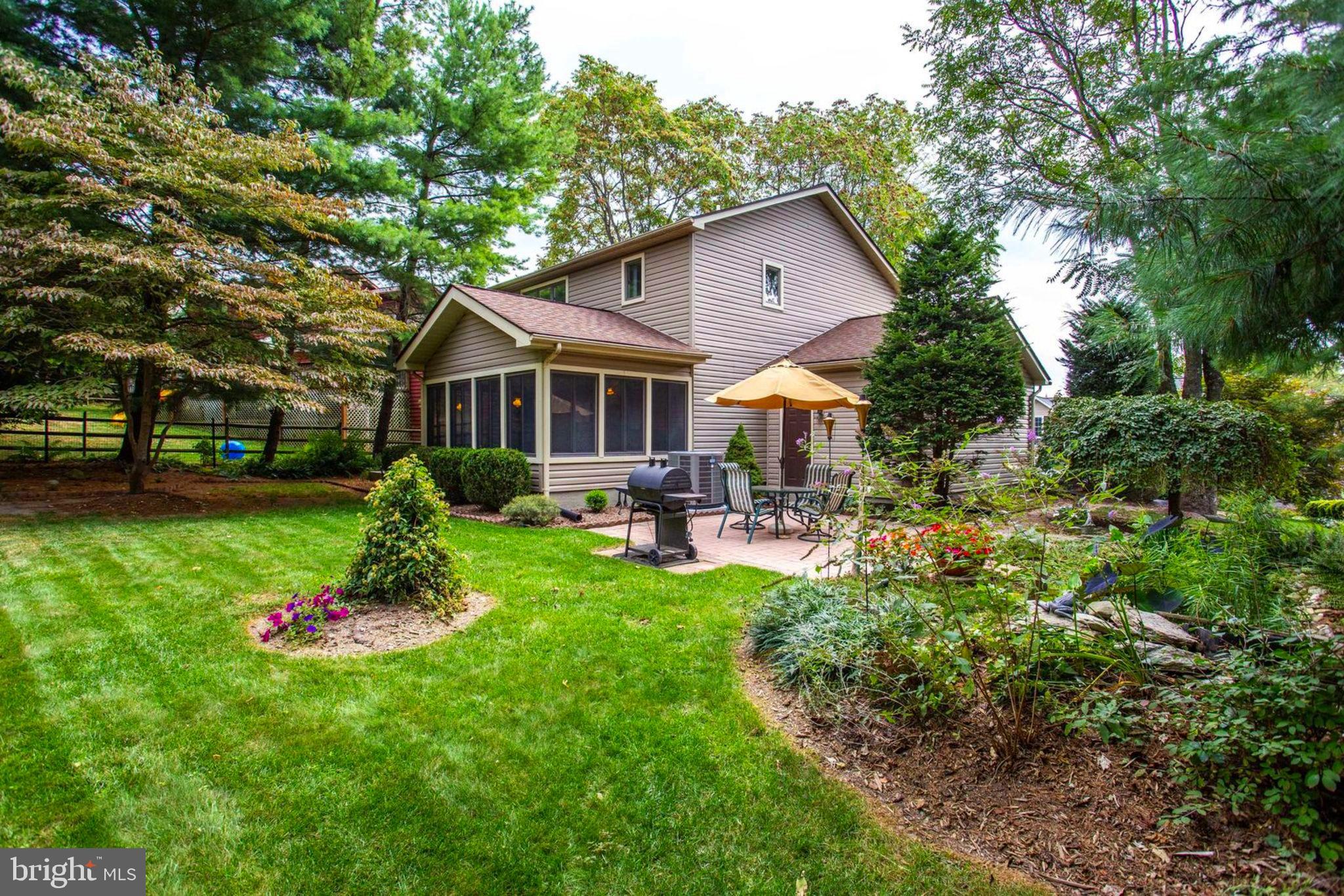 6948 Fox Chase Road New Market, MD 21774 - Photo 48 of 62 Tasteful Mature Landscaping