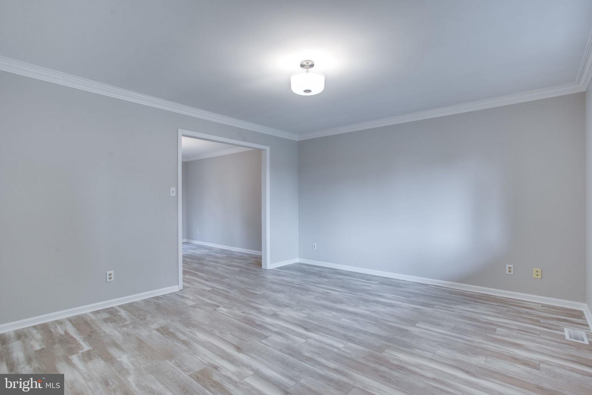 6948 Fox Chase Road New Market, MD 21774 - Photo 7 of 62 Living Room