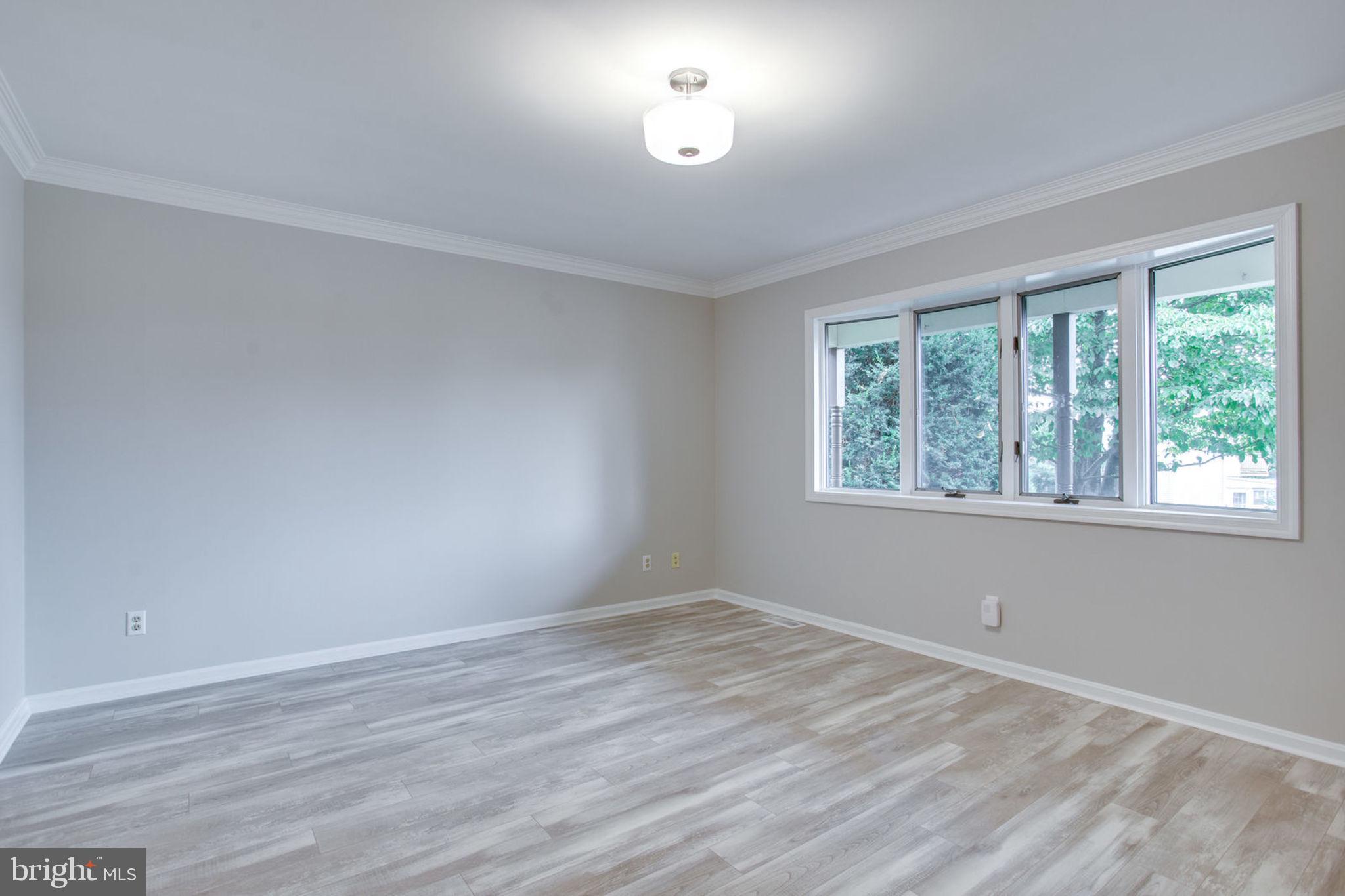 6948 Fox Chase Road New Market, MD 21774 - Photo 8 of 62 Living Room