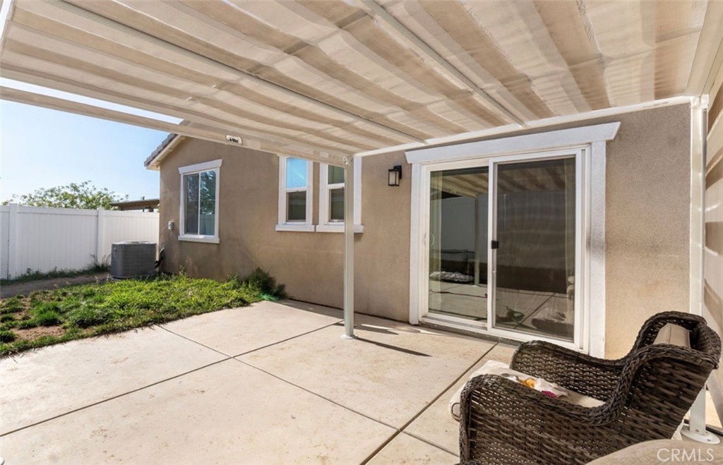 455 East Orchard Street Rialto, CA 92376 - Photo 7 of 22