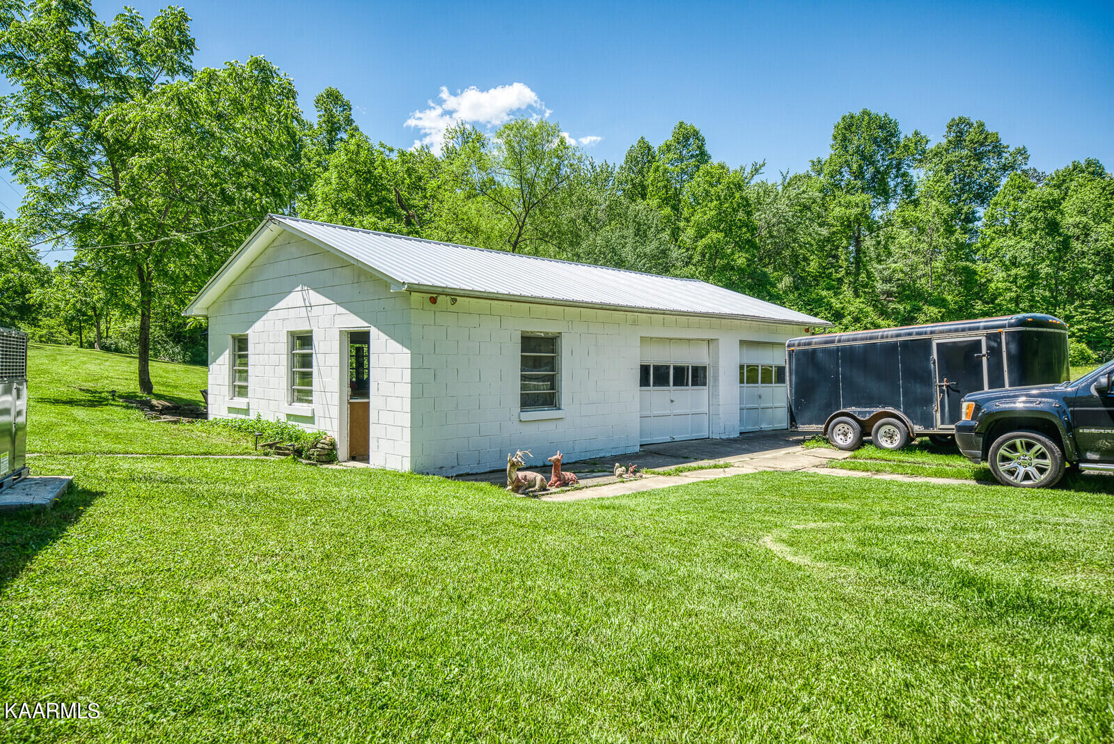 1141 Burrville Road Sunbright, TN 37872 - Photo 3 of 34 03_1141_Burrville_Rd_Sunbright019_TNPC2_