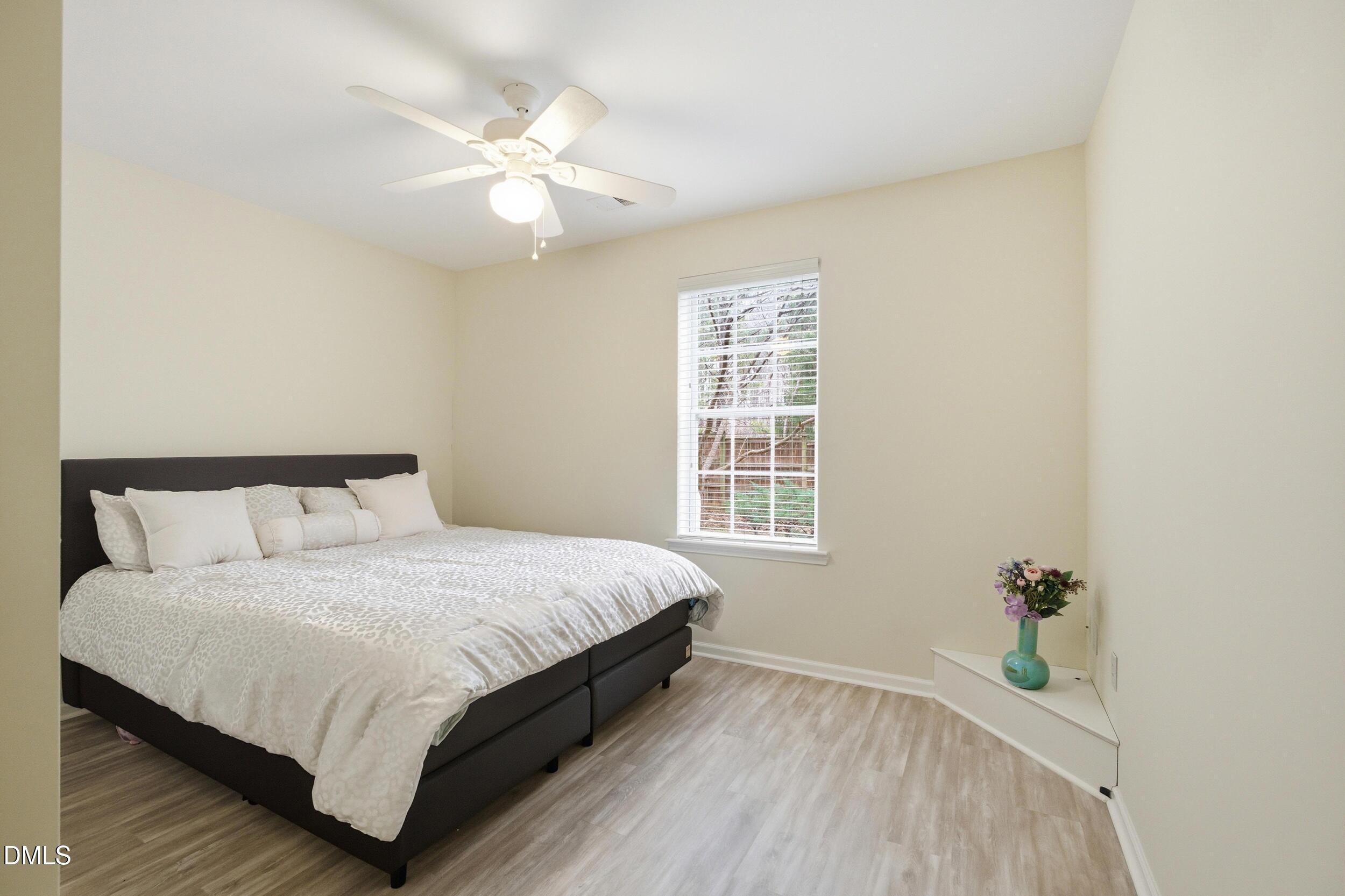 512 Weather Ridge Lane Cary, NC 27513 - Photo 14 of 23 IMG_2524_autoremove_12259983