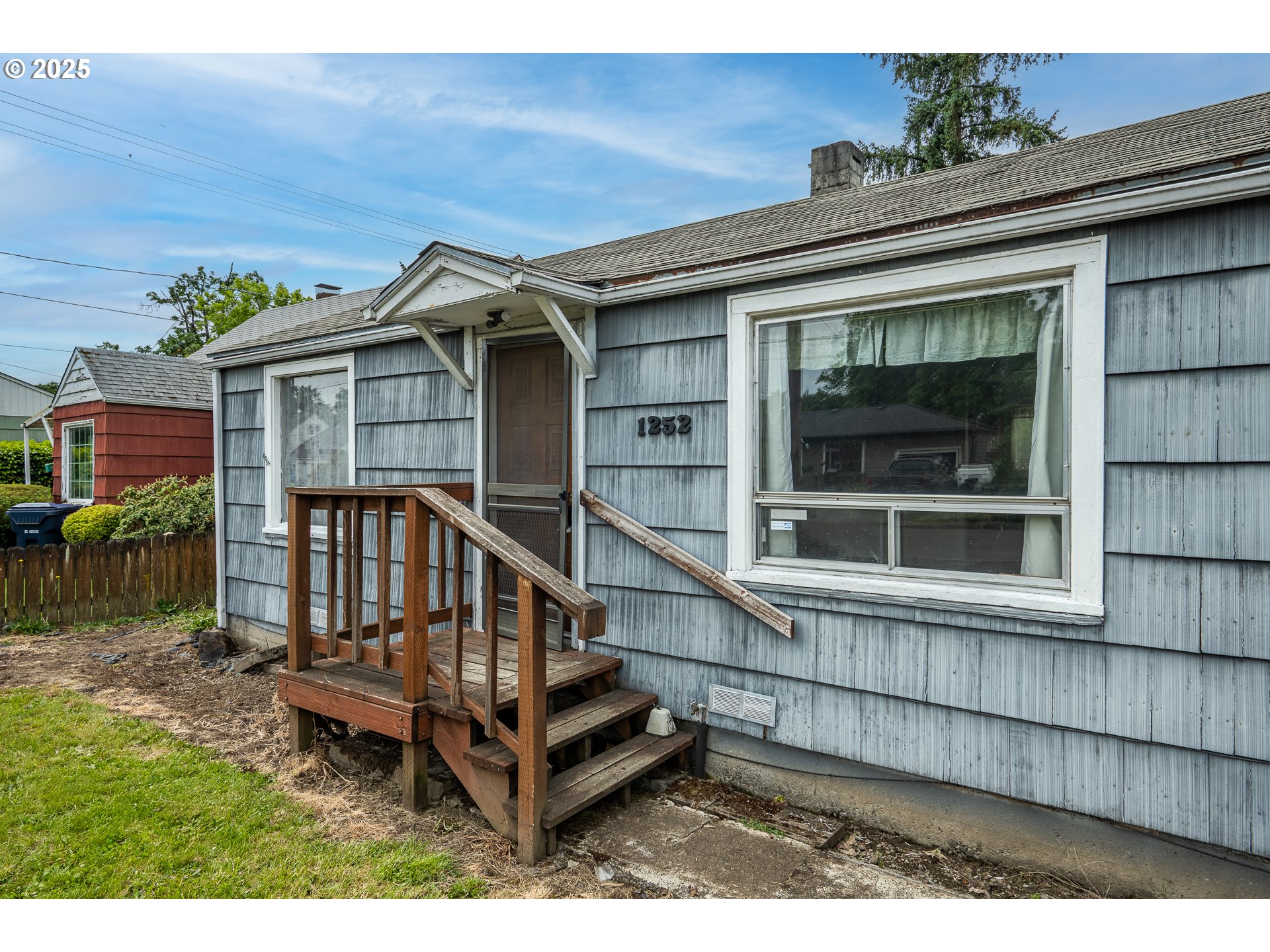 1252 8th Street Springfield, OR 97477 - Photo 3 of 20