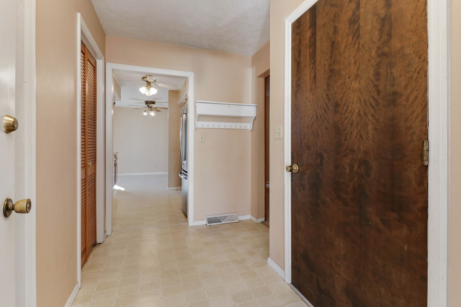 1403 Keller Road, Unit B Normal, IL 61761 - Photo 2 of 32 Gallery Image 2