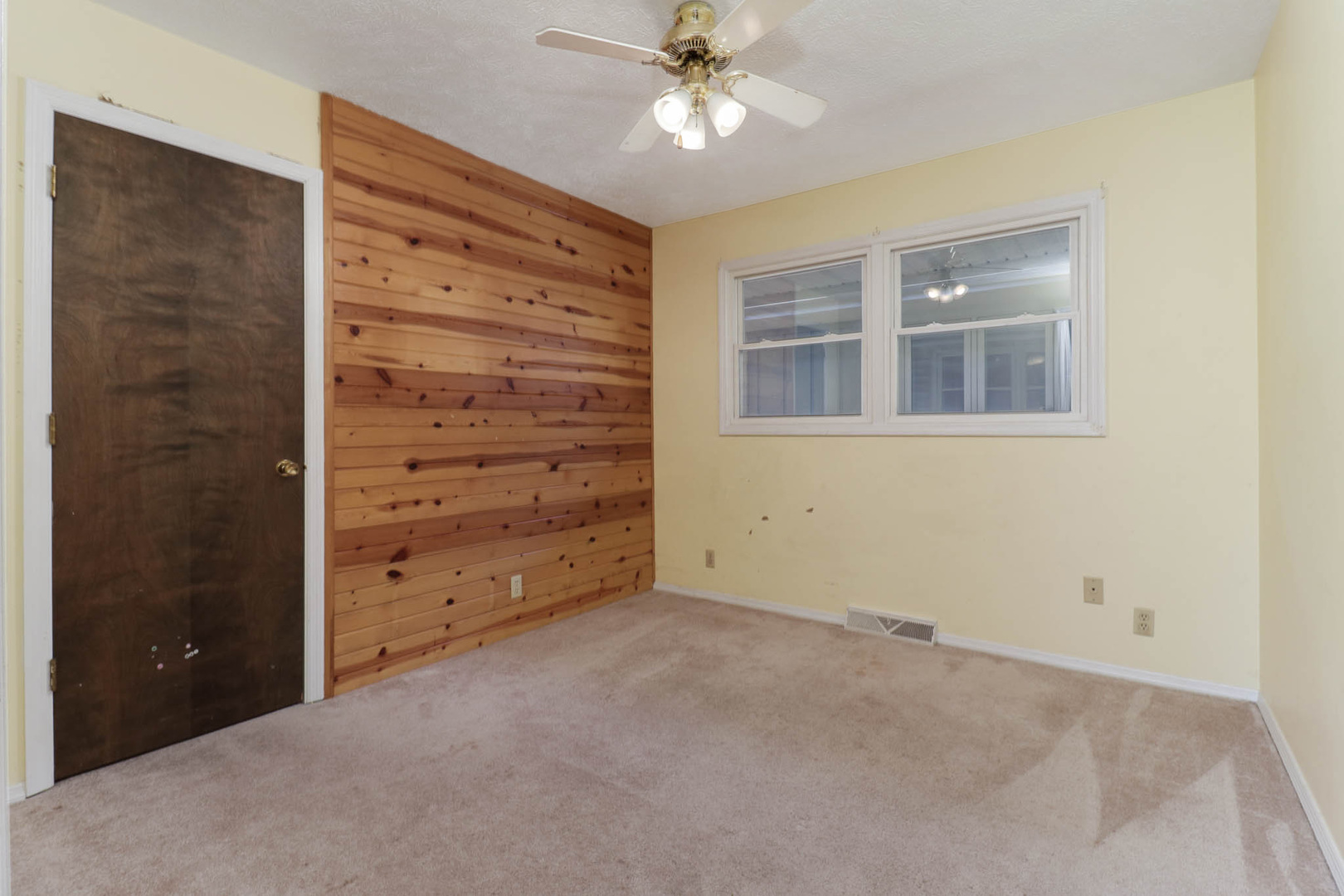 1403 Keller Road, Unit B Normal, IL 61761 - Photo 10 of 32 Gallery Image 10