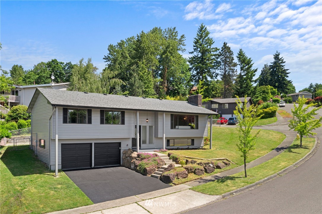 432 South 26th Street Renton, WA 98055 - Photo 1 of 30
