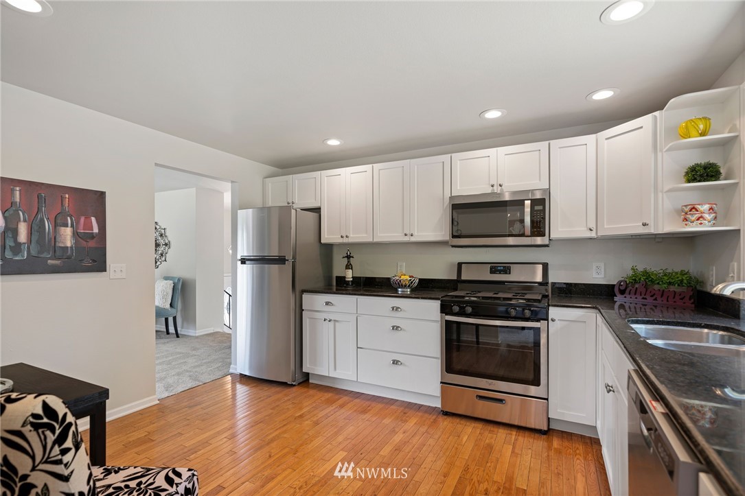 432 South 26th Street Renton, WA 98055 - Photo 13 of 30
