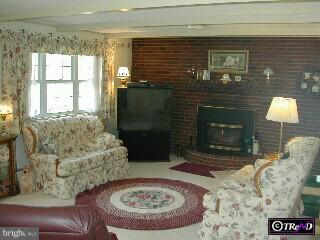 210 Fairway Road Ambler, PA 19002 - Photo 4 of 6 Gallery Image 4