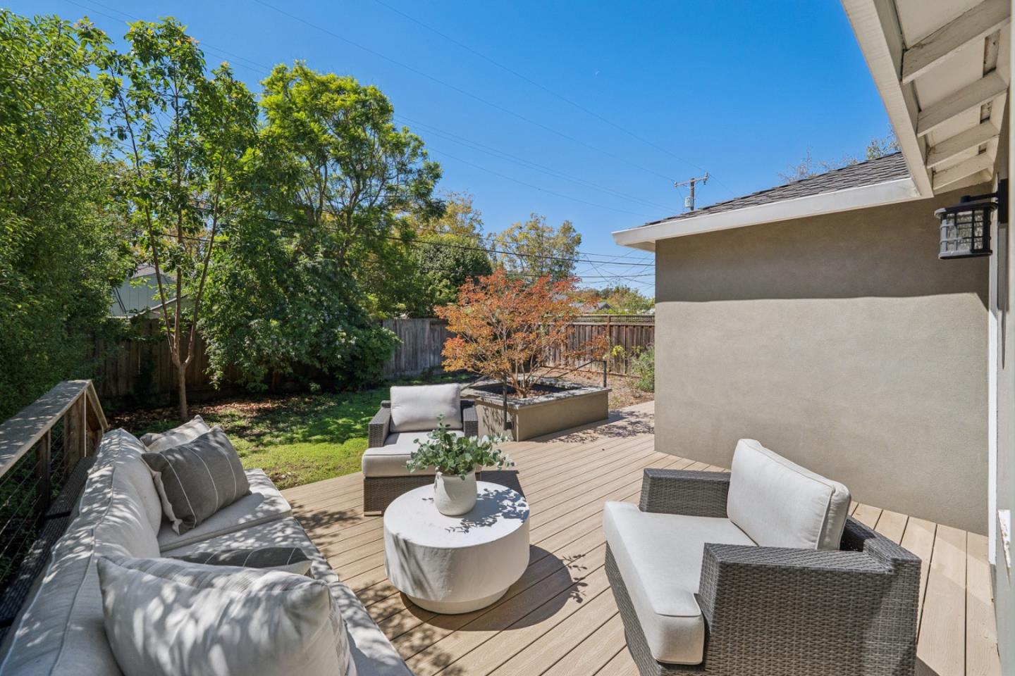 473 Bloomfield Road Burlingame, CA 94010 - Photo 17 of 25 Gallery Image 17
