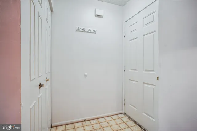 $1,900 | 7759 New Providence Drive, Unit 37, Falls Church, VA 22042