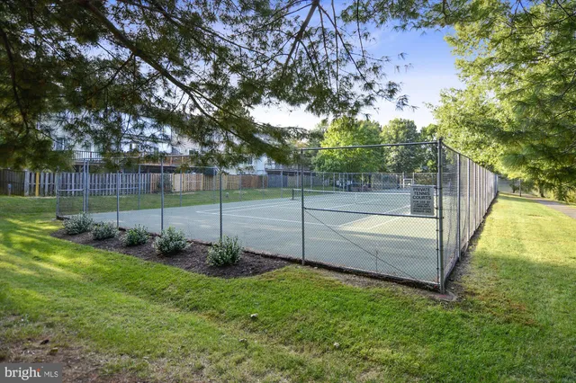 $1,900 | 7759 New Providence Drive, Unit 37, Falls Church, VA 22042