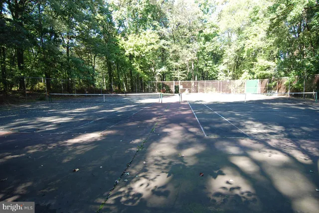 $1,900 | 7759 New Providence Drive, Unit 37, Falls Church, VA 22042