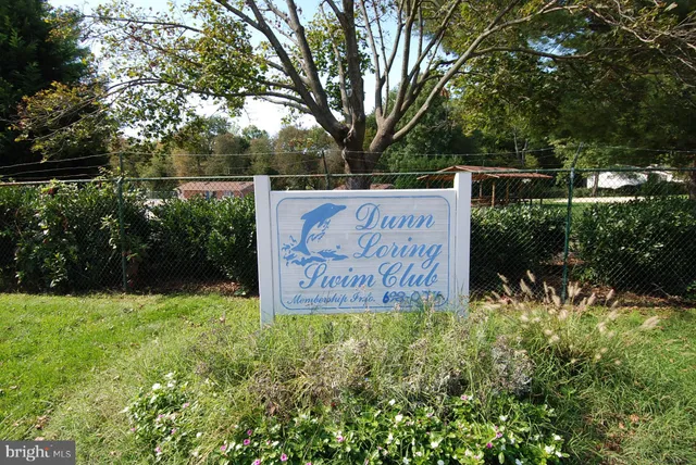 $1,900 | 7759 New Providence Drive, Unit 37, Falls Church, VA 22042