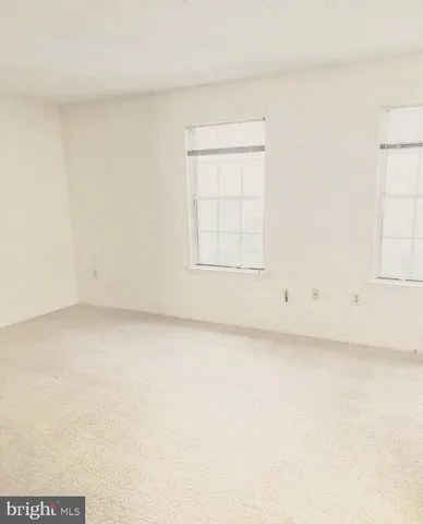 an empty room with a empty space