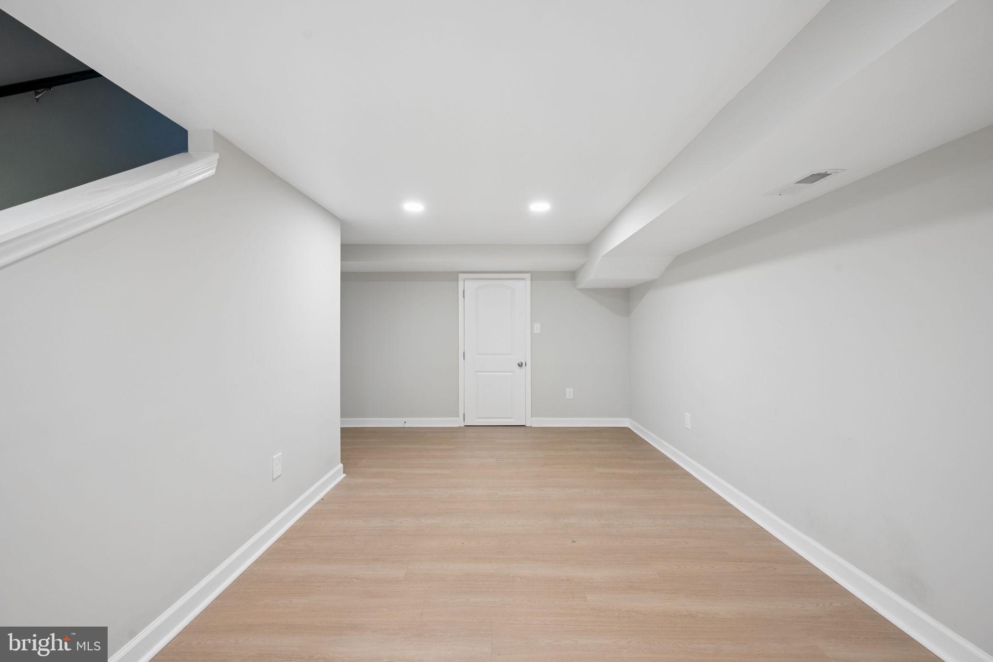 3548 Benzinger Road Baltimore, MD 21229 - Photo 31 of 40 a view of an empty room