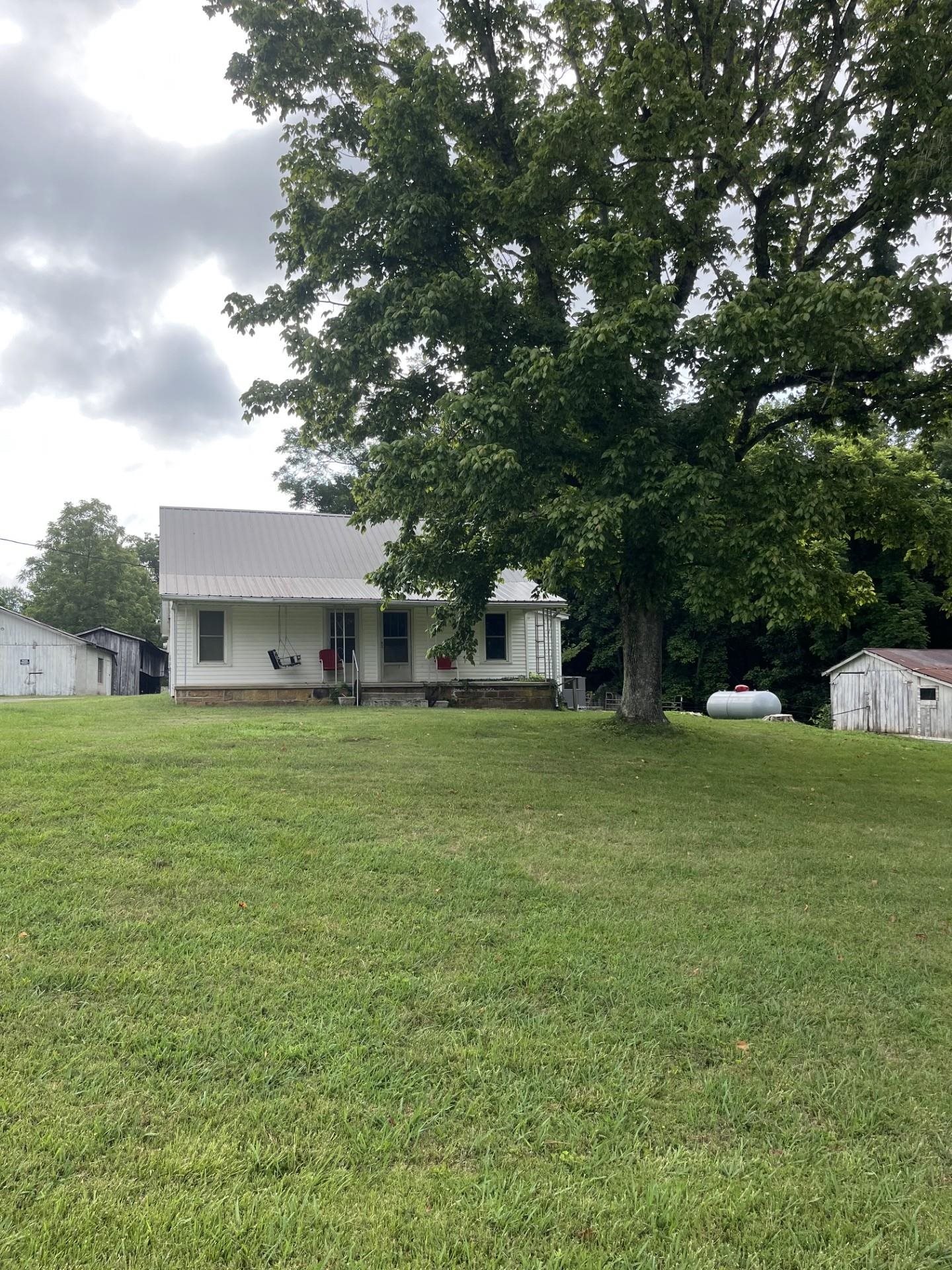 899 East L Smith Road Monroe, TN 38573 - Photo 7 of 18