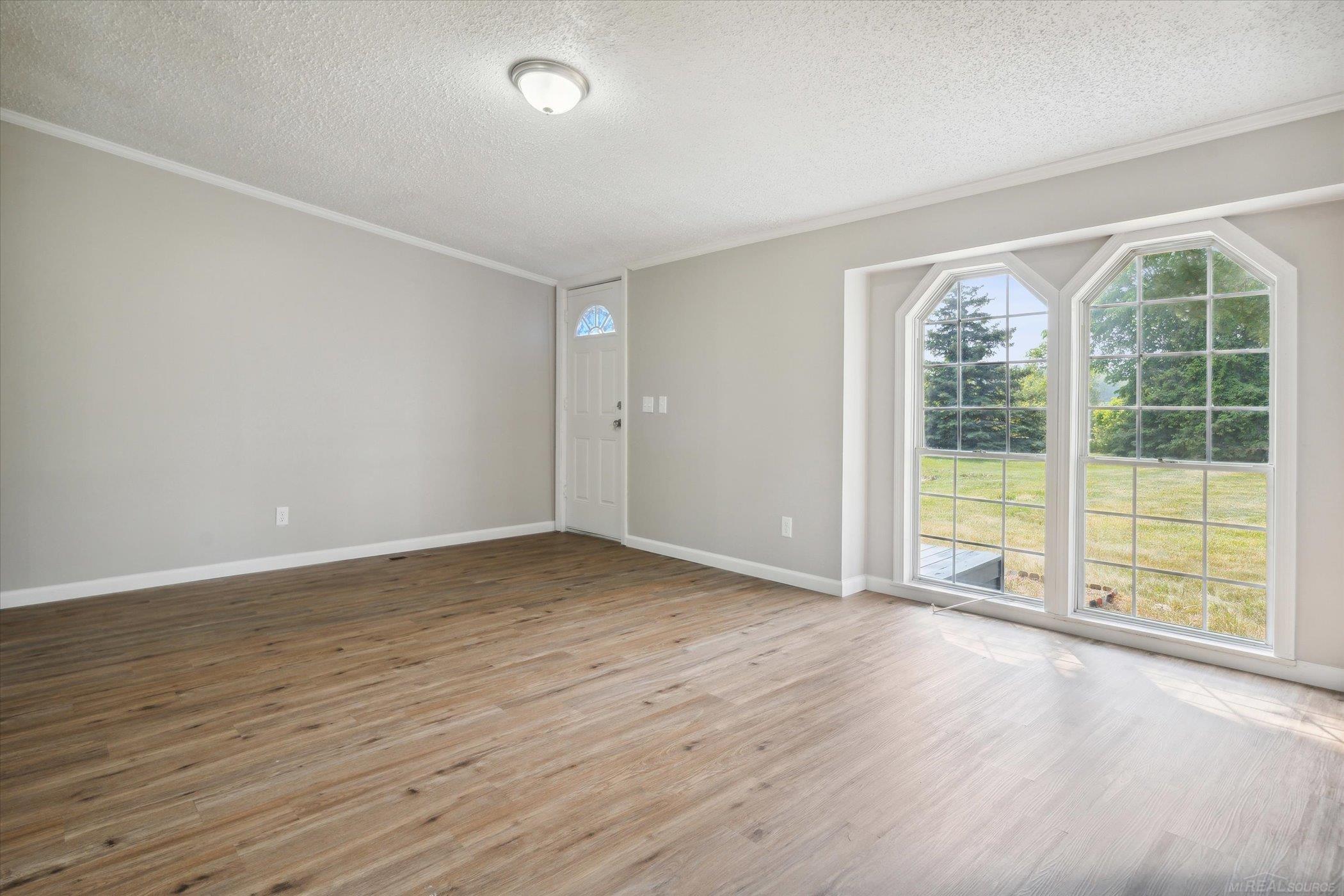 8397 Vincent Road Croswell, MI 48422 - Photo 7 of 43 Gallery Image 7