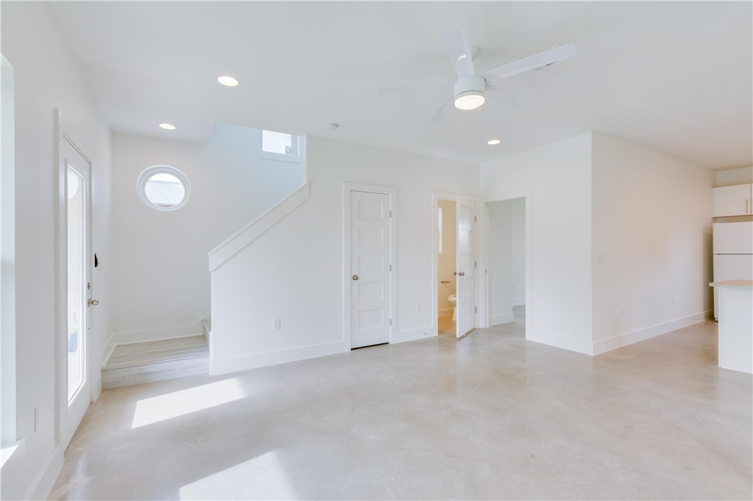 1906 East 17th Street, Unit 1 Austin, TX 78702 - Photo 12 of 33 a view of an empty room