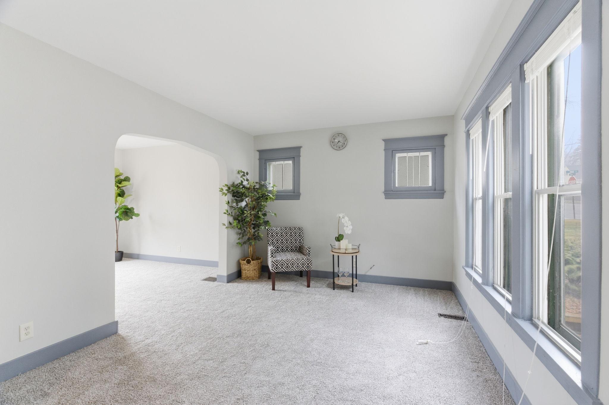 902 Dodd Road West St. Paul, MN 55118 - Photo 5 of 34