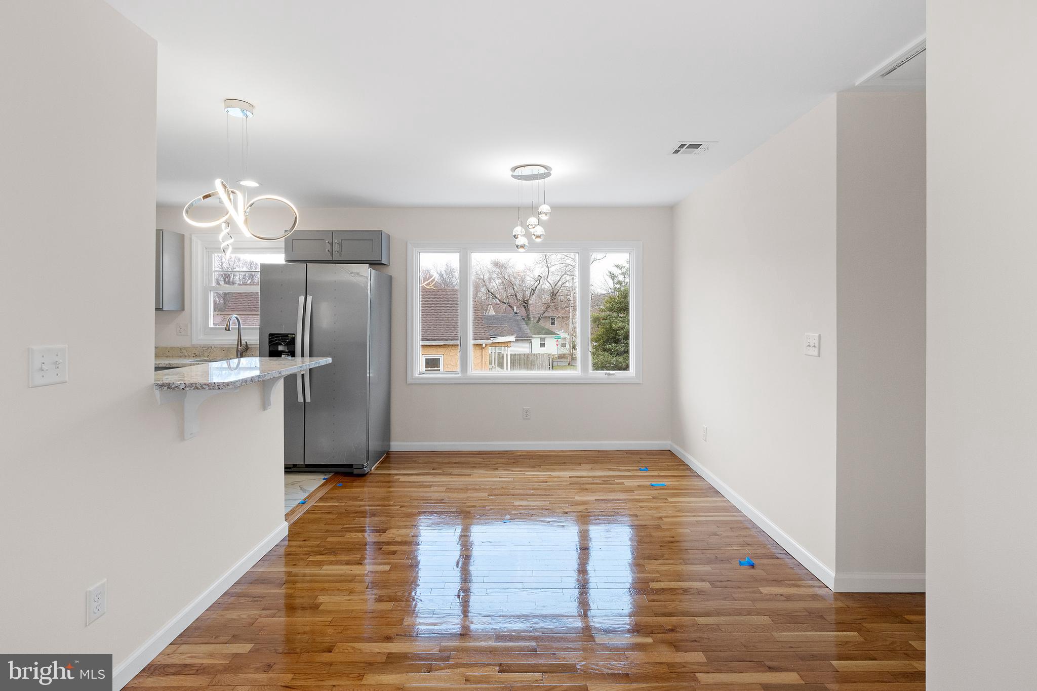 271 County Road Cliffwood, NJ 07721 - Photo 9 of 26 Gallery Image 9